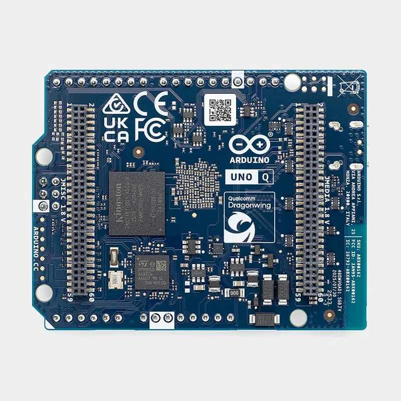 Arduino UNO Q 3