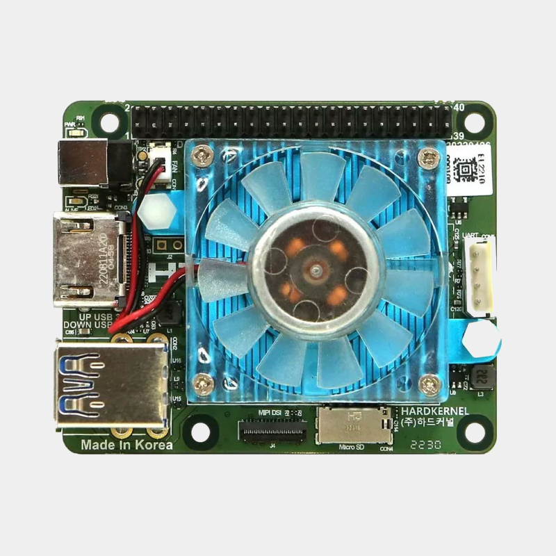 Accueil 29 Carte ODROID-N2L avec ventilateur bleu, ports microSD et USB, vue de dessus